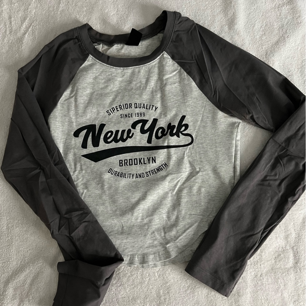 SHEIN Gray and Black New York Graphic Top